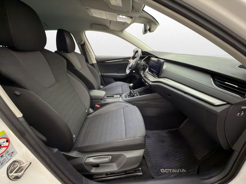 Skoda Octavia bild 11