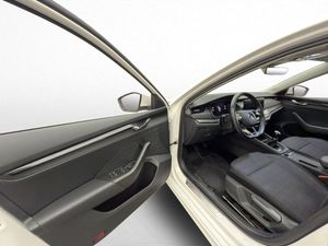 Skoda Octavia bild 8