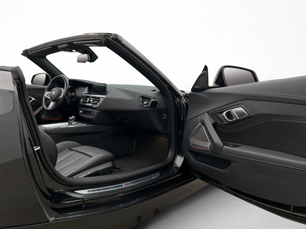 Vehicle image 24