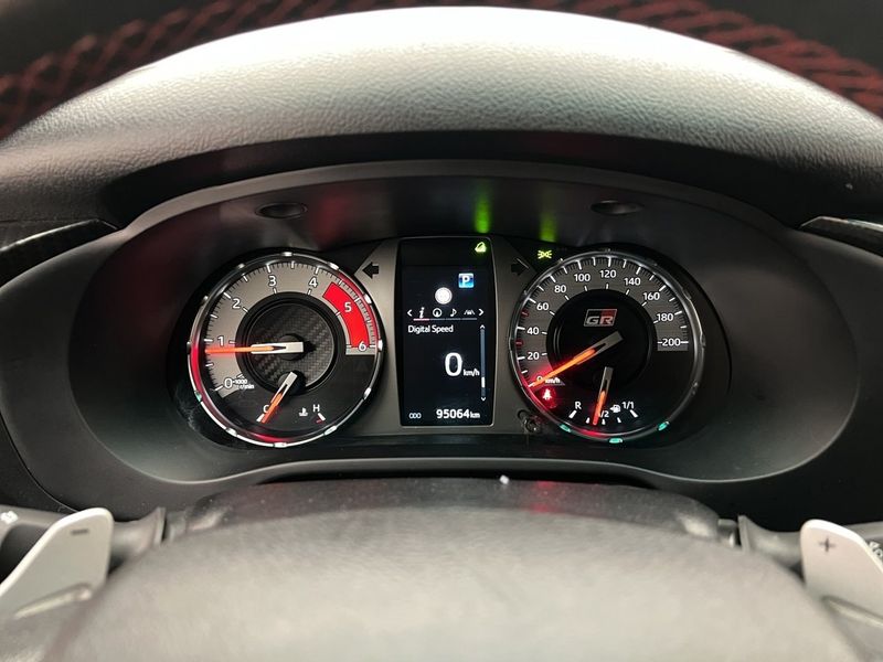 Toyota Hilux bild 24