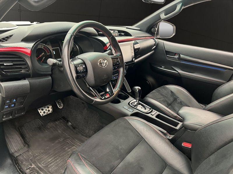 Toyota Hilux bild 19
