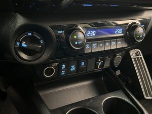 Toyota Hilux bild 31