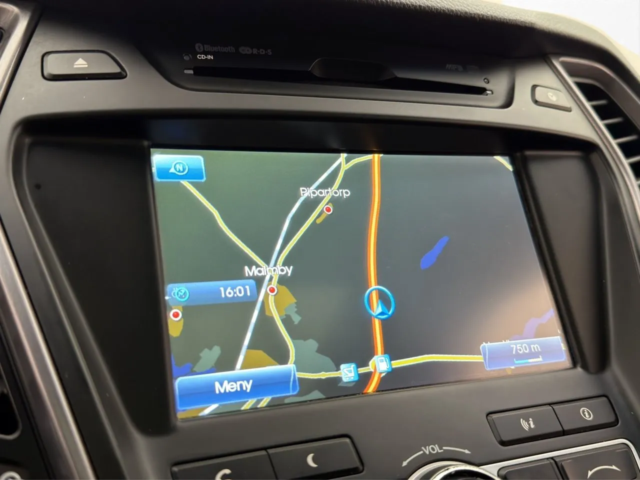 Vehicle image 18