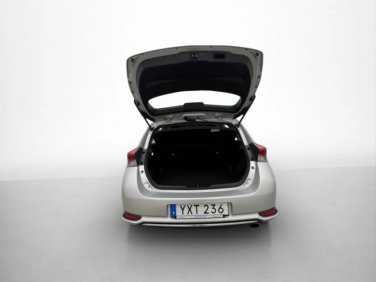 Vehicle image 20