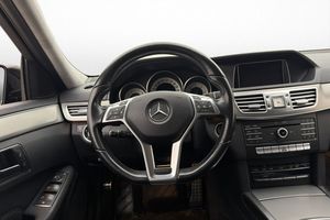 Mercedes E220 bild 9