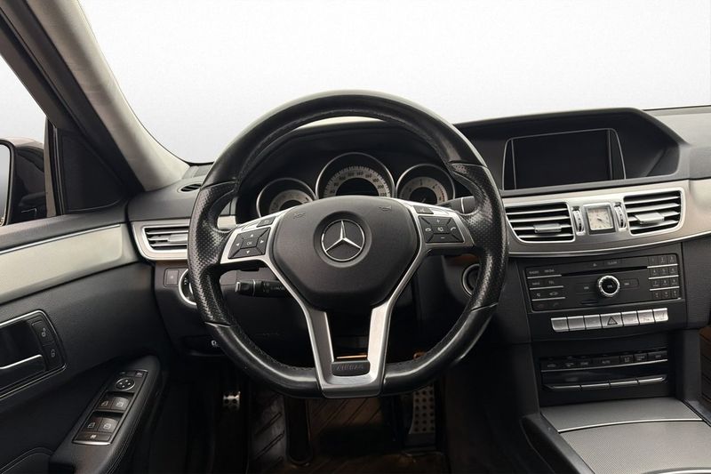 Mercedes E220 bild 9