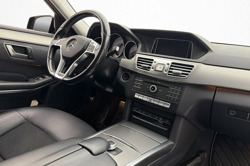 Mercedes E220 bild 10