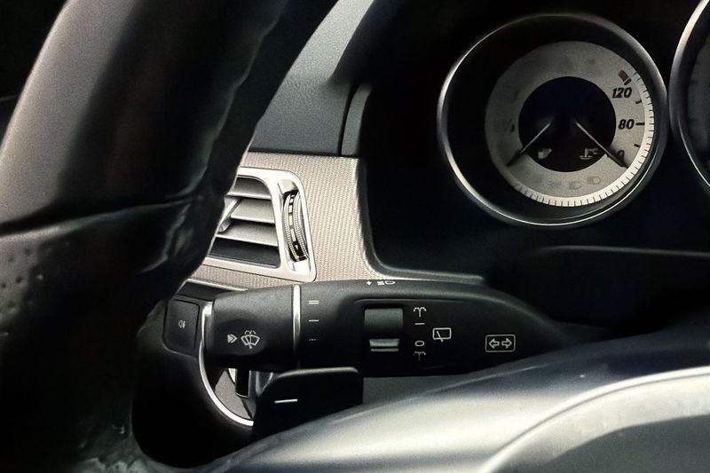 Mercedes E220 bild 21