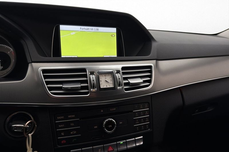 Mercedes E220 bild 16