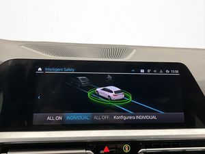 BMW 330 bild 16