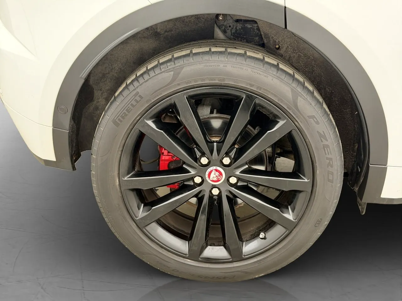 Vehicle image 32