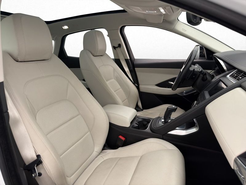 Jaguar E-Pace bild 12