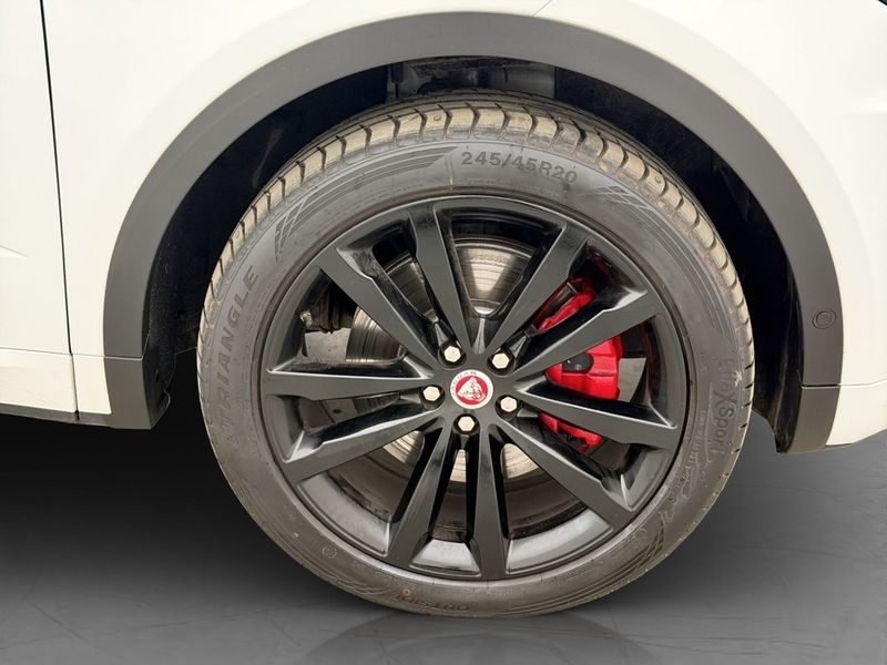 Jaguar E-Pace bild 34