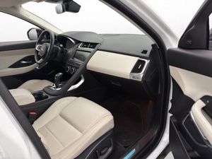 Jaguar E-Pace bild 13