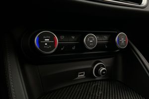 Alfa Romeo Stelvio bild 29