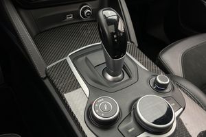 Alfa Romeo Stelvio bild 28