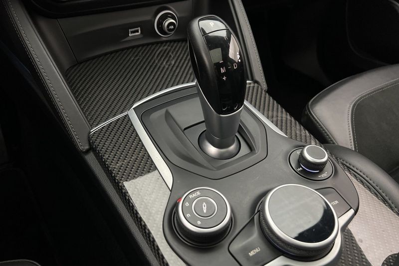 Alfa Romeo Stelvio bild 28