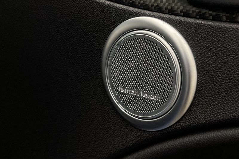 Alfa Romeo Stelvio bild 15