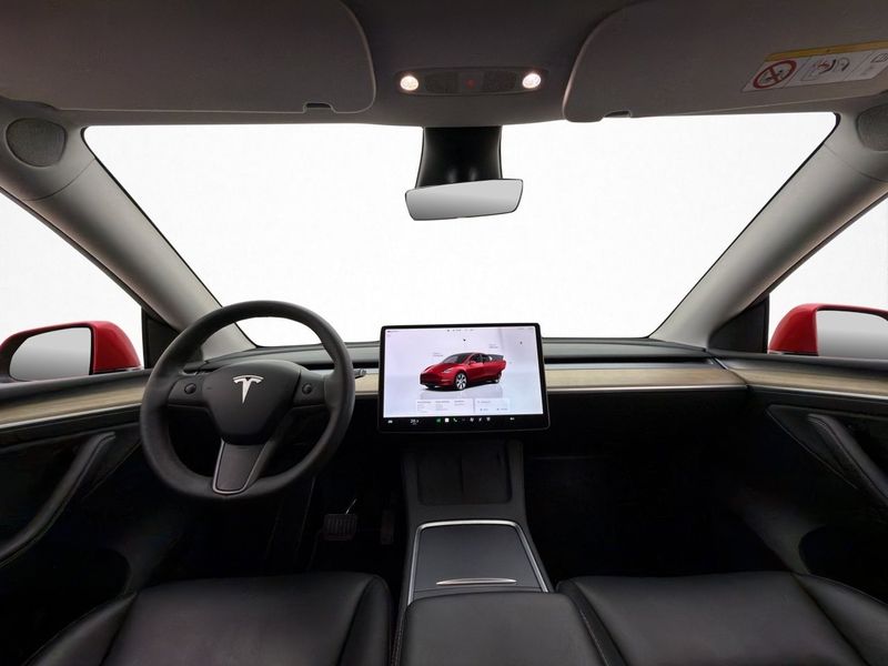 Tesla Model Y bild 11
