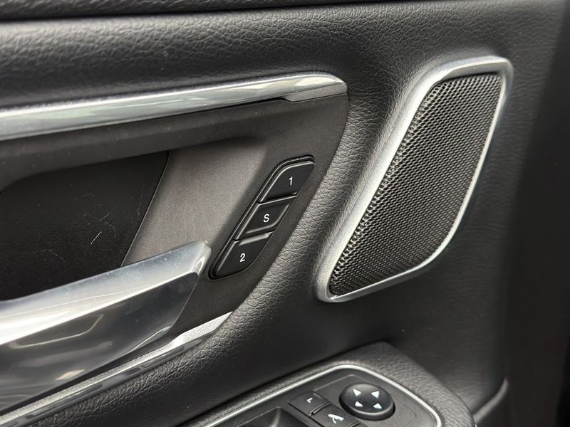 Dodge Ram bild 32