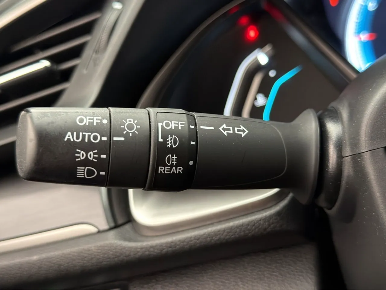 Vehicle image 24