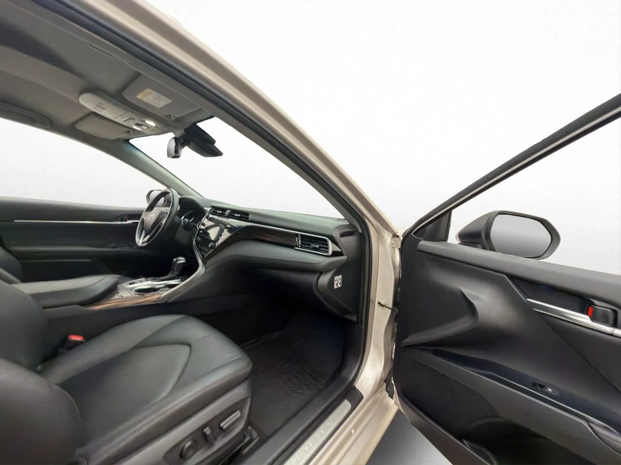Vehicle image 21