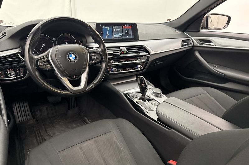 BMW 520 bild 9