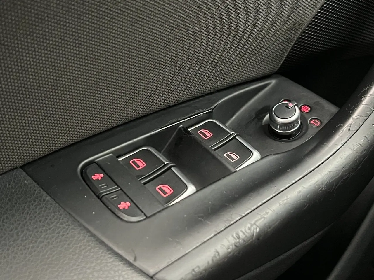 Vehicle image 21