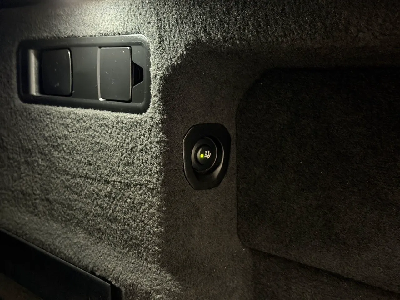Vehicle image 29