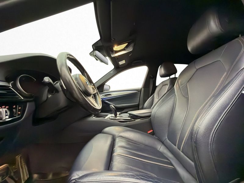 BMW 520 bild 8