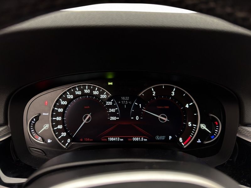 BMW 520 bild 14