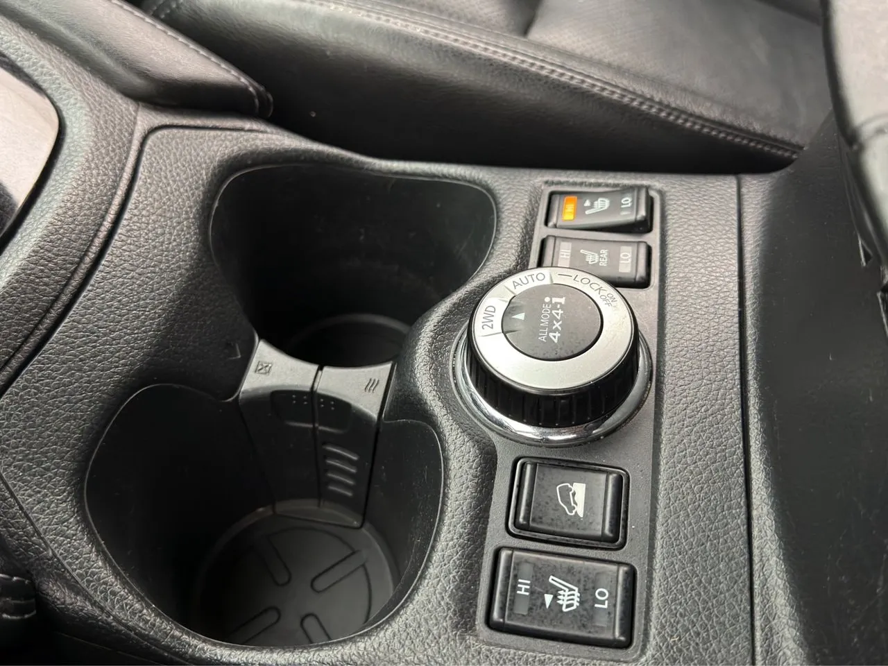 Vehicle image 27