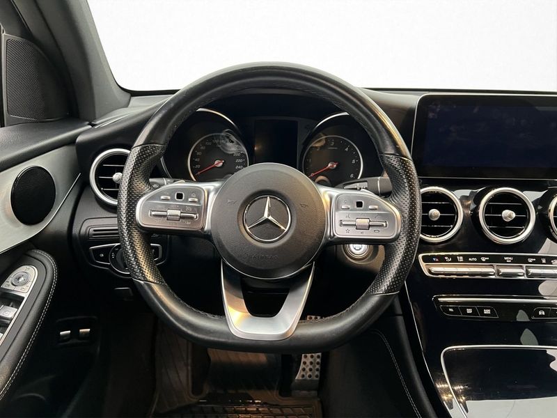 Mercedes GLC220 bild 9