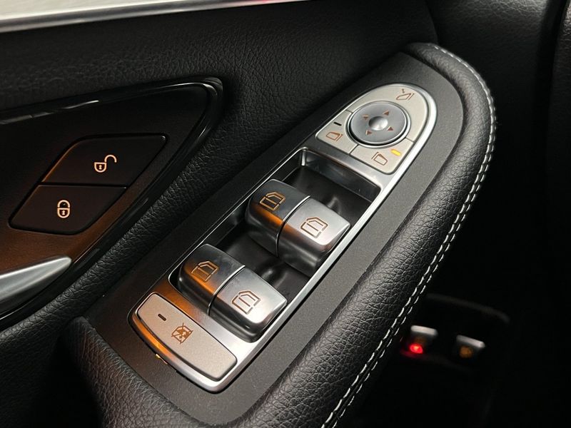 Mercedes GLC220 bild 23