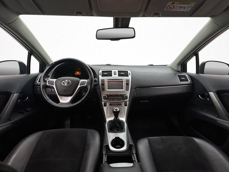Toyota Avensis bild 9