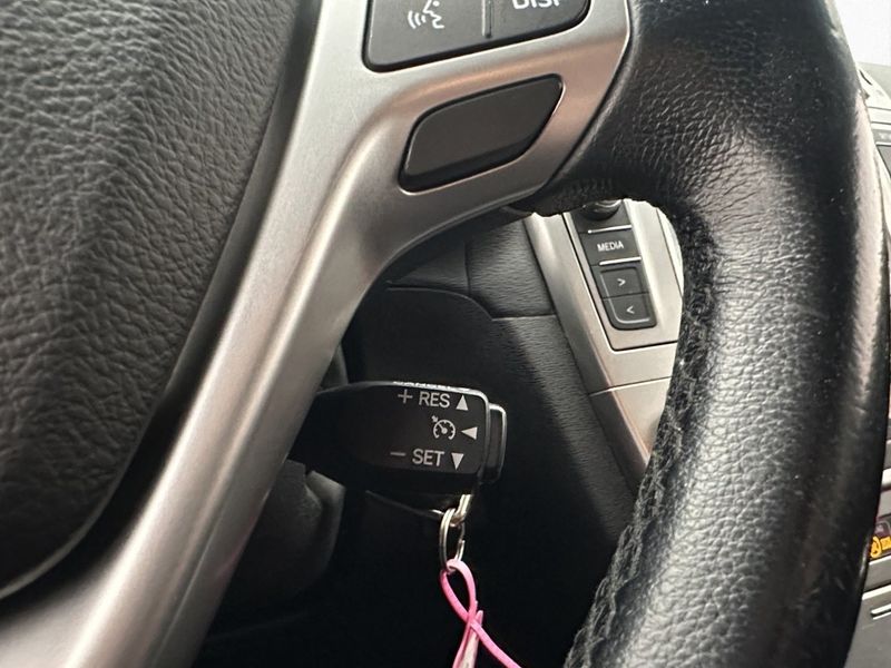 Toyota Avensis bild 18