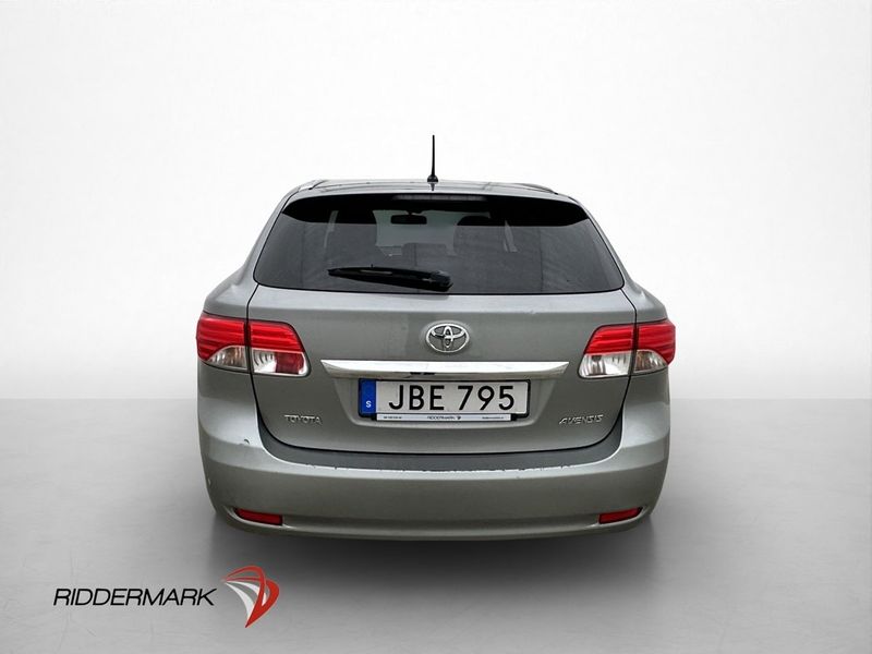 Toyota Avensis bild 6