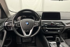 BMW 520 bild 9