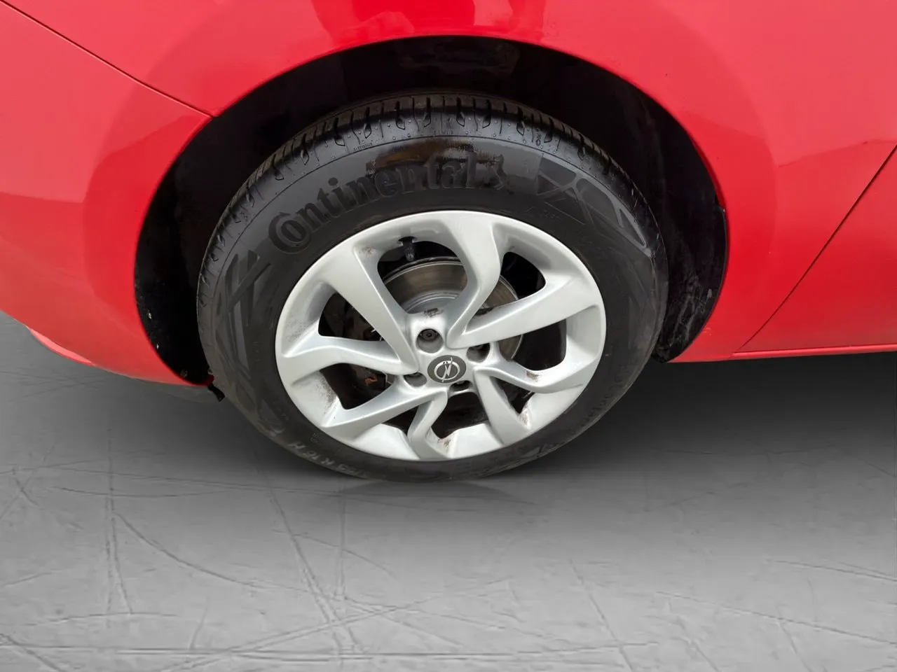 Vehicle image 21