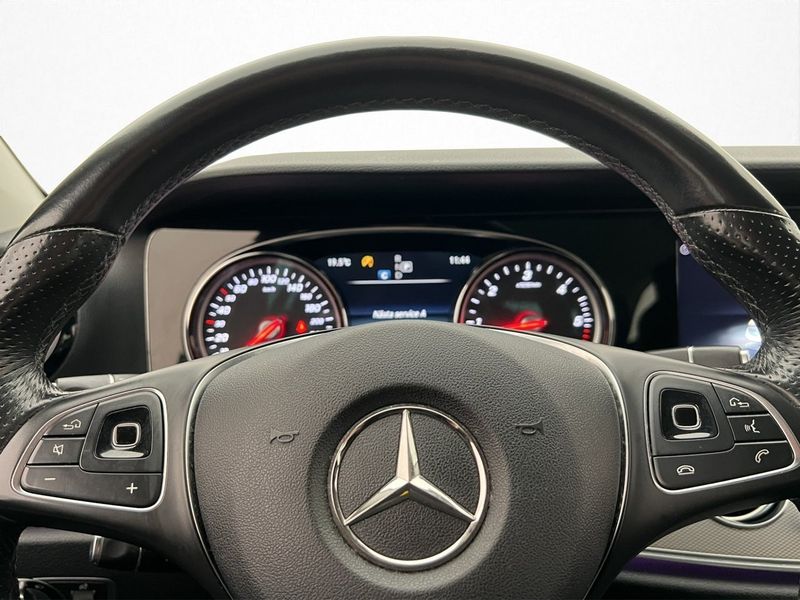 Mercedes E200 bild 14