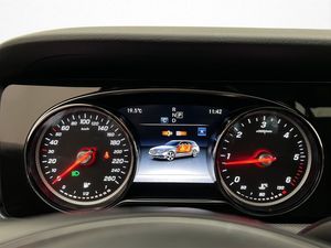 Mercedes E200 bild 15