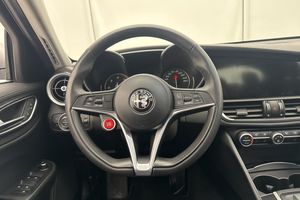 Alfa Romeo Giulia bild 8