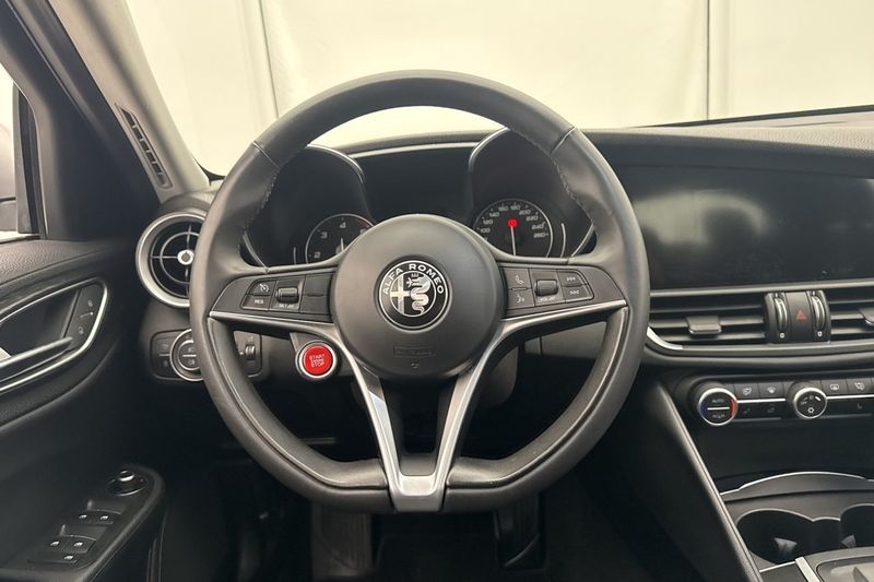 Alfa Romeo Giulia bild 8