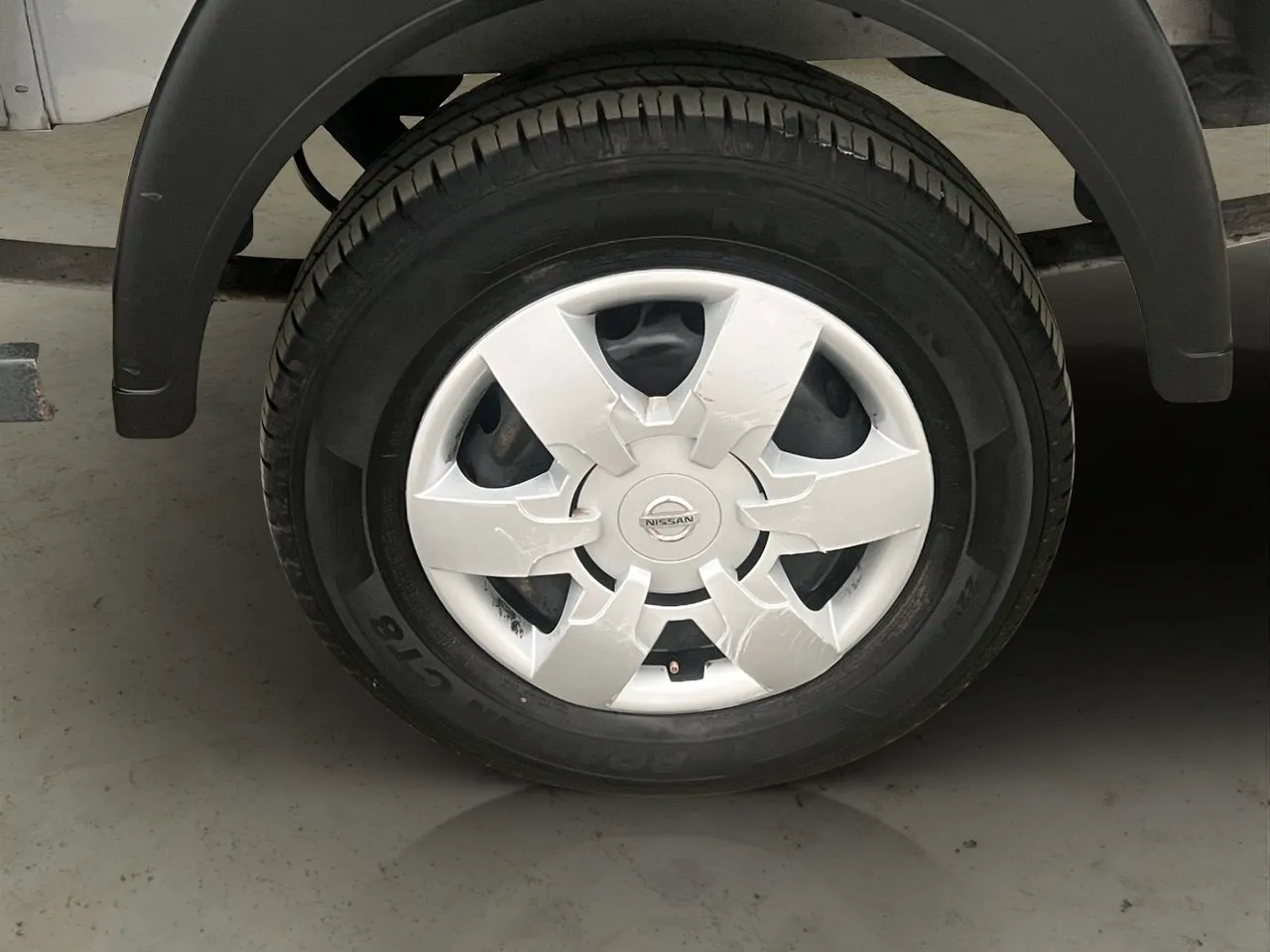 Vehicle image 24