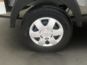 Nissan NV400 bild 26