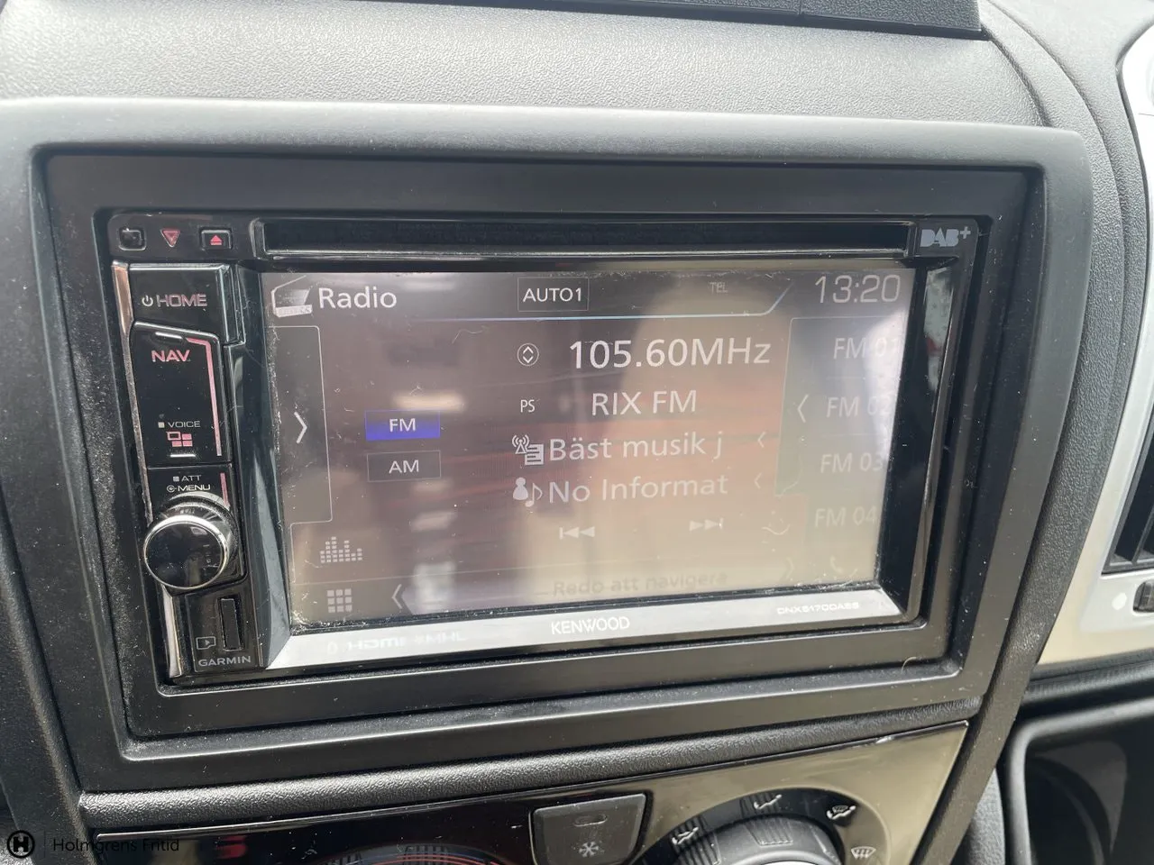 Vehicle image 25