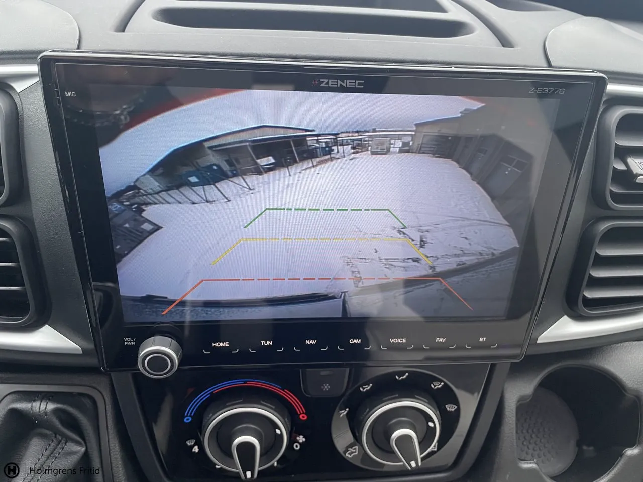 Vehicle image 21