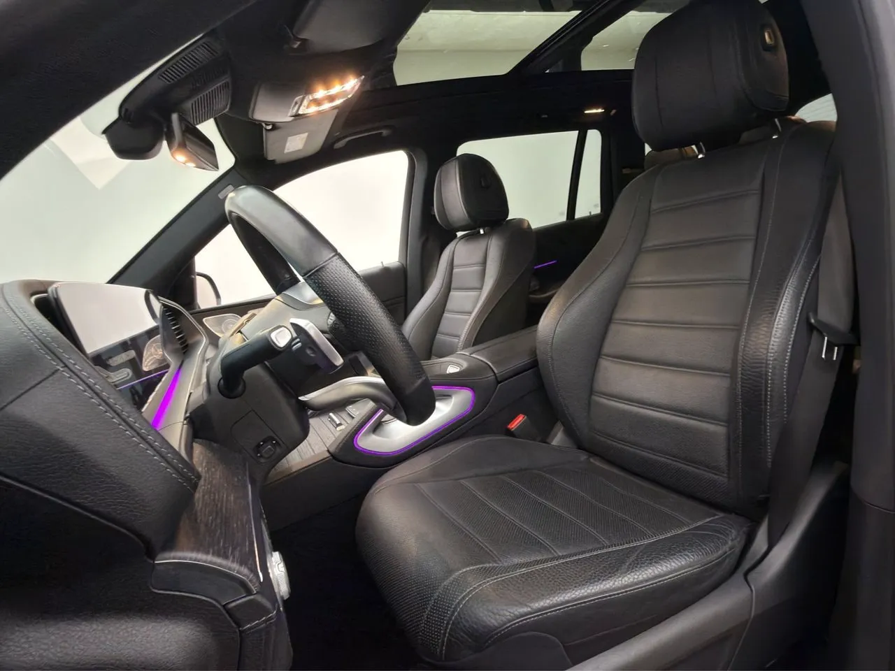 Vehicle image 35