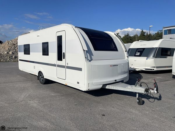 Adria Adora 613 HT | ALDE | FRONTKÖK | STOR TOALETT - 2021