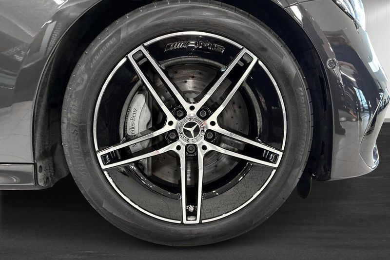 Mercedes E300 bild 12